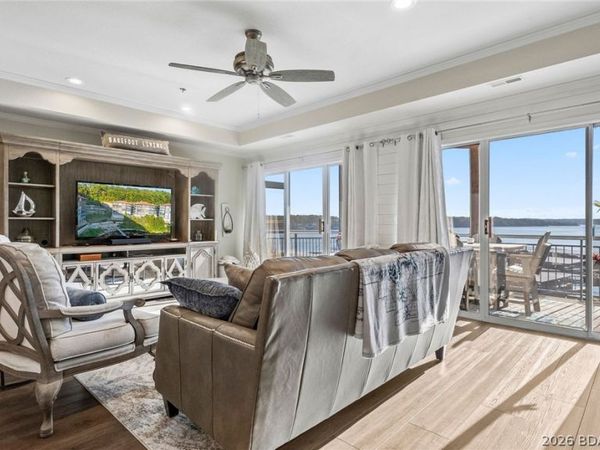 142 Palisades Condo Drive E, Unit 2A, Lake Ozark, MO 65049