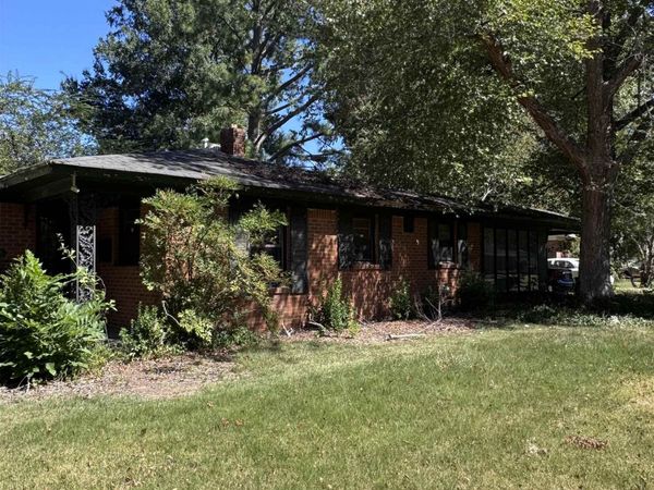 1408 W FLAMINGO RD W, Memphis, TN 38117