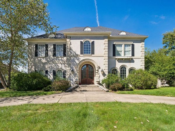 10715 Campden Lakes Boulevard, Dublin, OH 43016