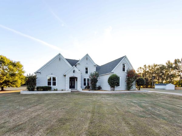 993 COLD CREEK CV, Collierville, TN 38017