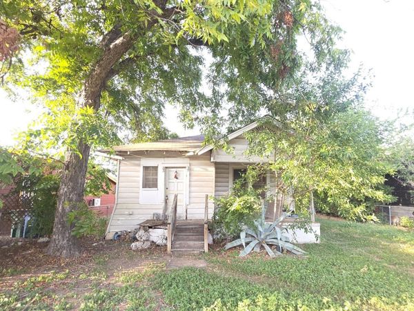 1127 S JEWETT, San Antonio, TX 78237