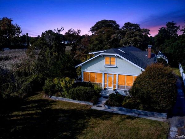 81 Oak Road, Bayport, NY 11705