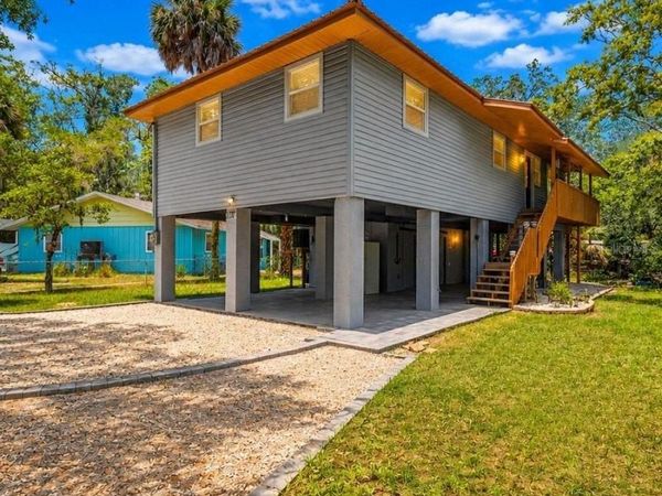 8180 ANCHOR POINT DRIVE, WEEKI WACHEE, FL 34607