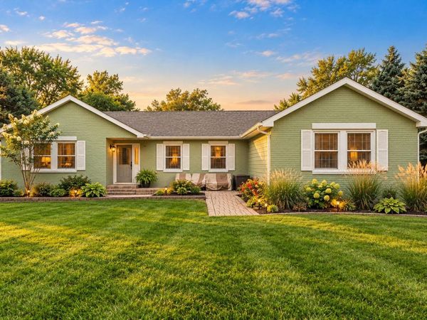 4307 N Campbell Street , Valparaiso, IN 46385