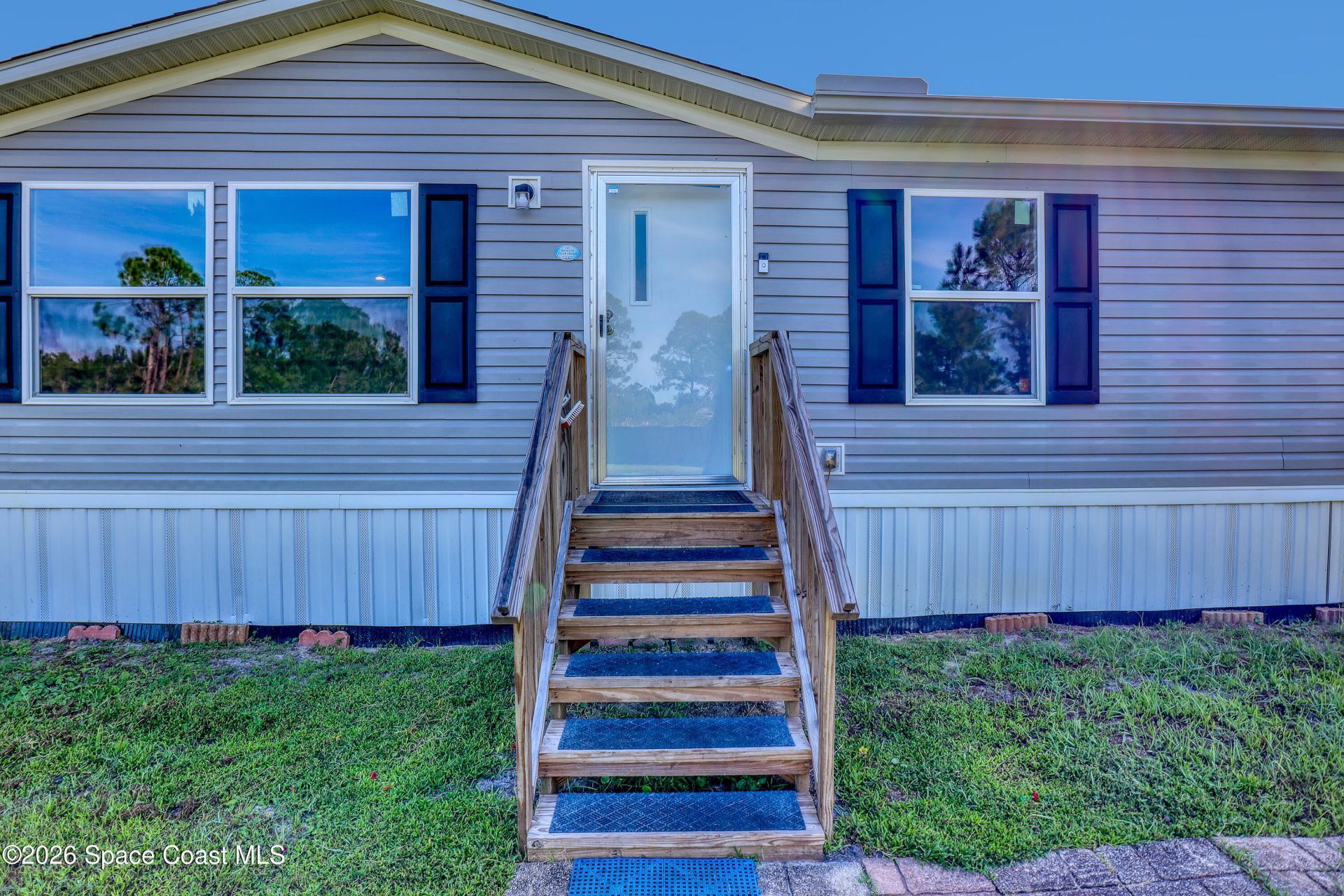 4123 Hidden Lakes Drive, Mims, FL 32754 Photo