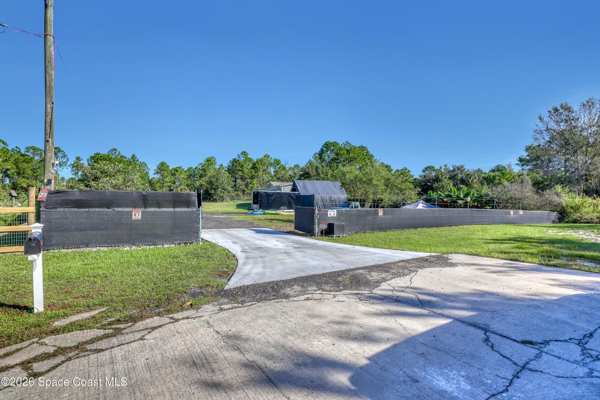 4123 Hidden Lakes Drive, Mims, FL 32754 Photo