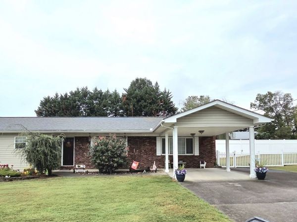 508 S Asbury Dr , Pigeon Forge, TN 37863