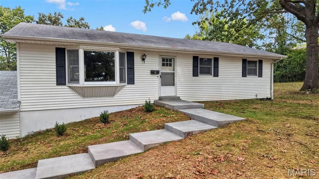 37 Ackerman Road, Winfield, MO 63389 Main Photo