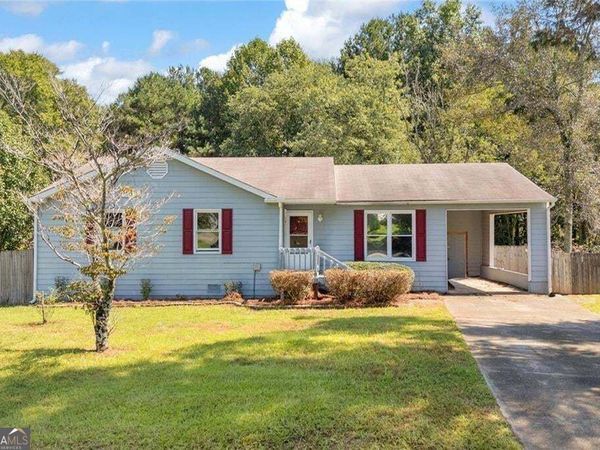374 Meadow Trace Drive, Auburn, GA 30011