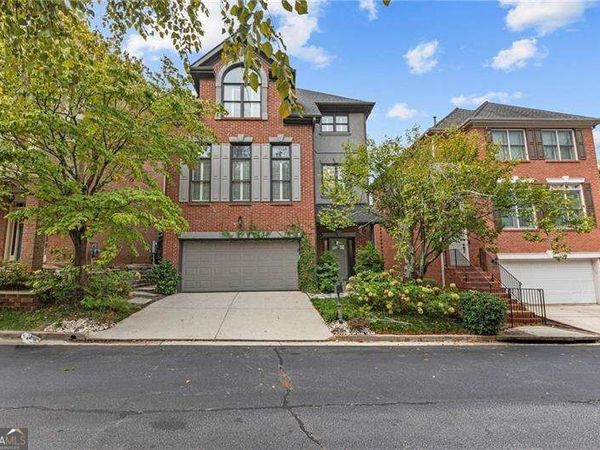 2449 Manor Walk, Decatur, GA 30030