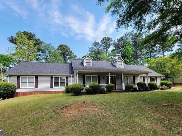 1804 1st Street, Lanett, AL 36863