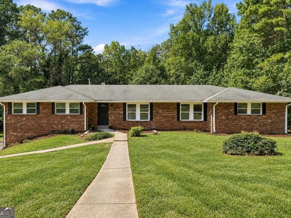 4195 Valley Lake Terrace SW, Atlanta, GA 30349