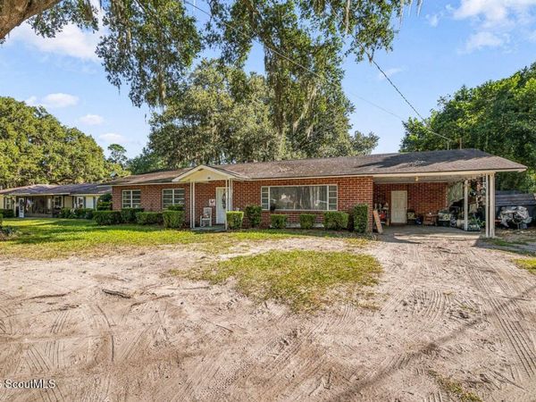 801 Oak Bluff Road , Brunswick, GA 31523