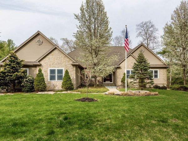 10 Anderson Way, Lakeville, MA 02347