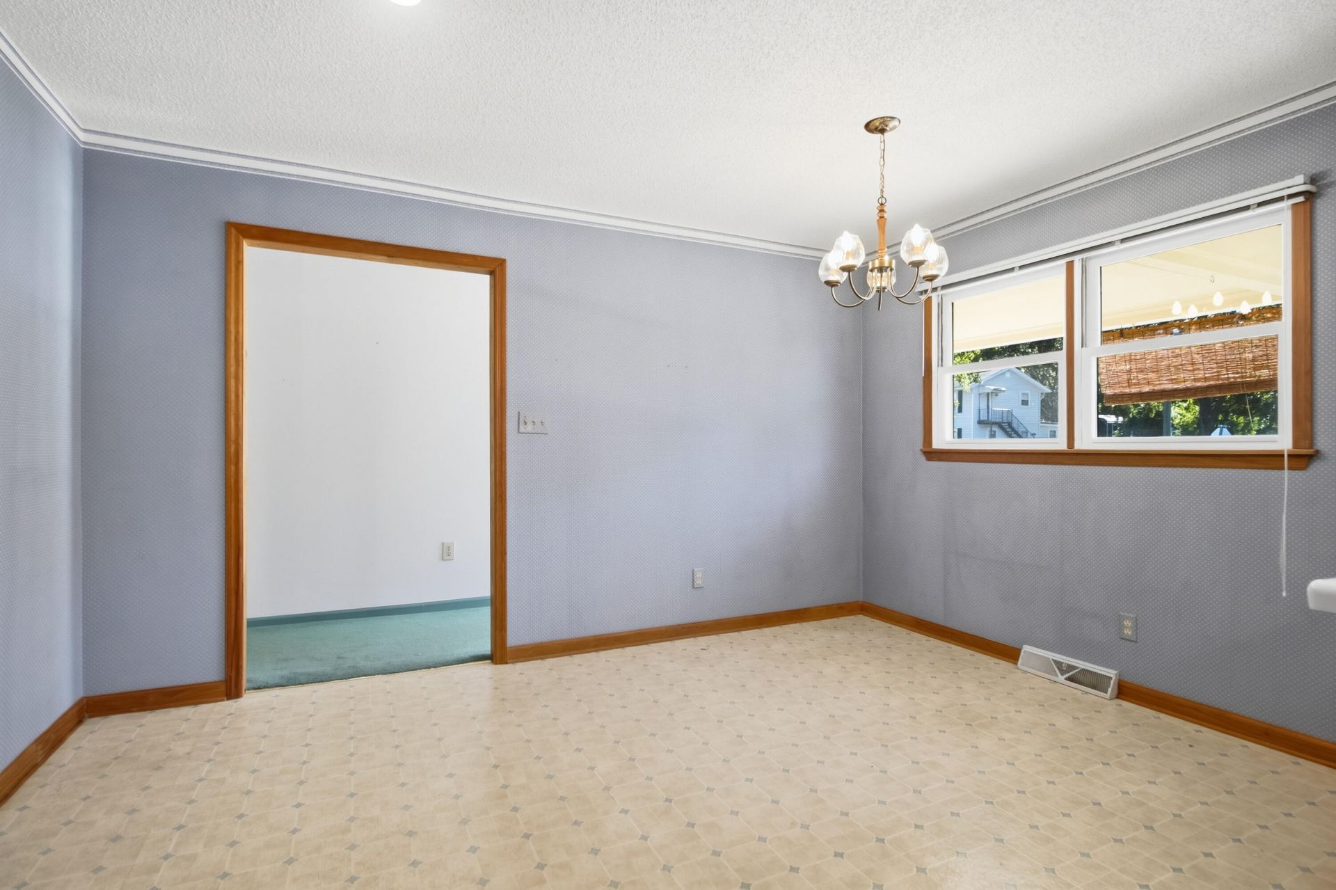 5920 Maple Street Photo 18