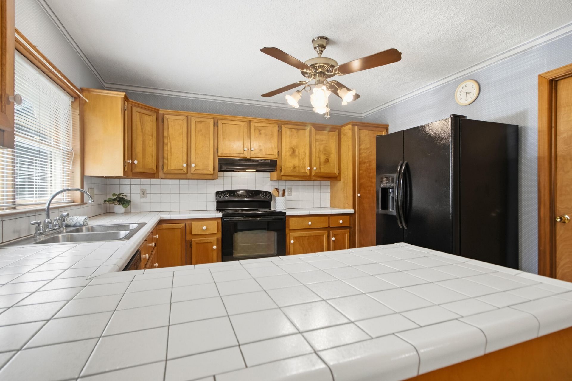 5920 Maple Street Photo 22