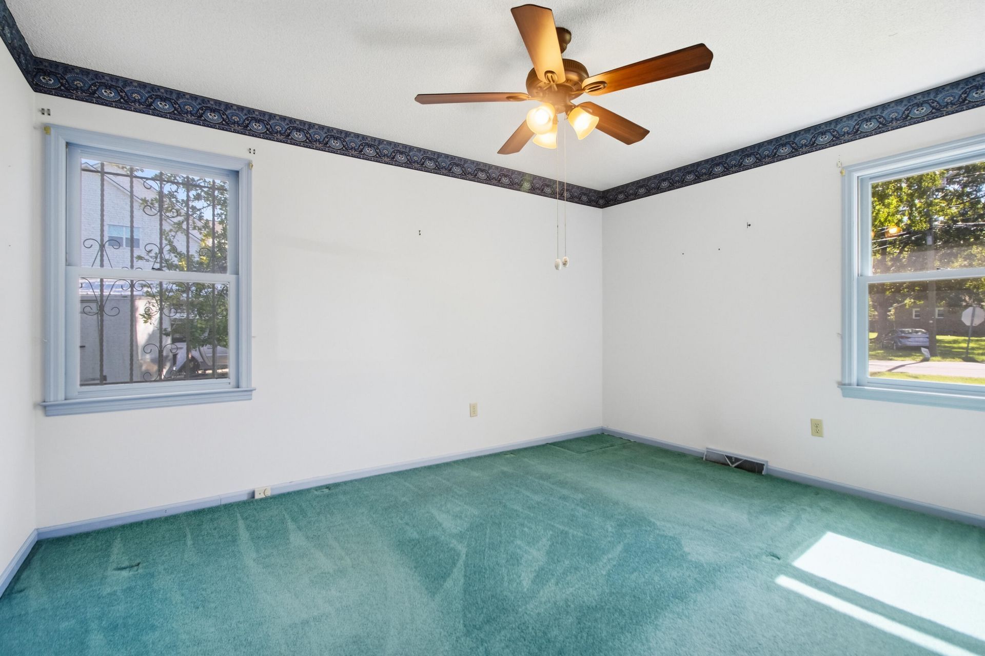 5920 Maple Street Photo 35