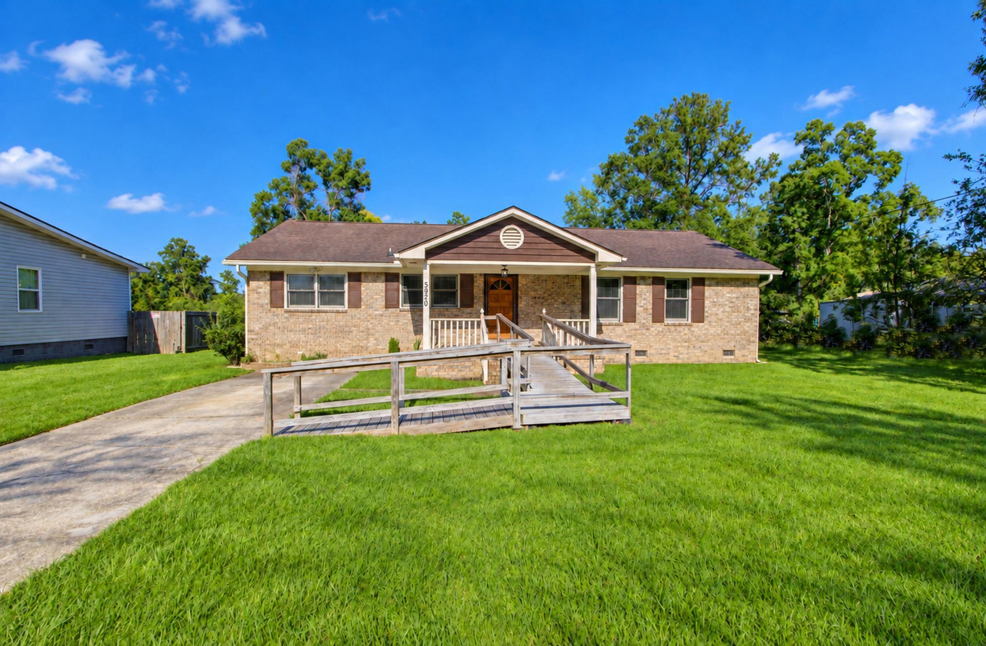5920 Maple Street Photo 54