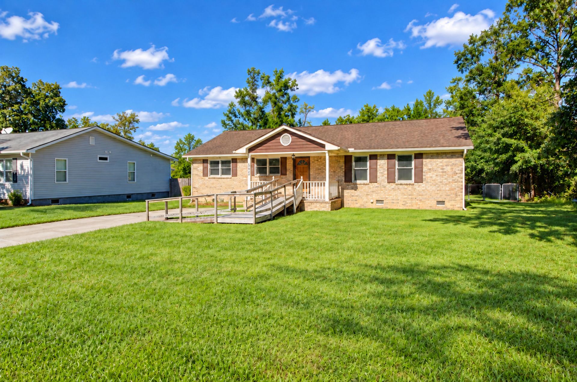 5920 Maple Street Photo 57