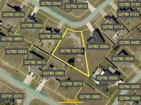 224 NW 28th TER , CAPE CORAL, FL 33993