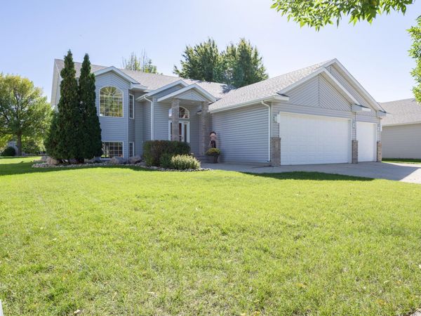 630 Wyndemere Drive, West Fargo, ND 58078