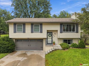 5612 Elk Circle, Lincoln, NE 68516
