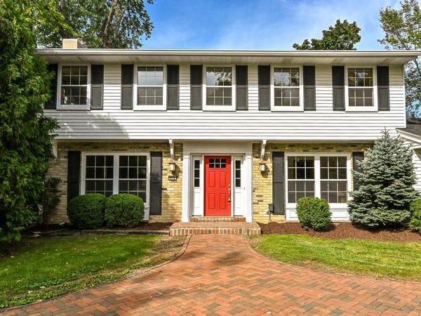 920 E Fairy Chasm ROAD, Bayside, WI 53217
