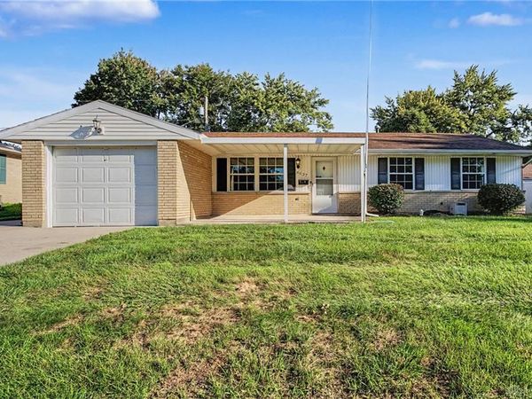 6637 Taylorsville Road, Huber Heights, OH 45424