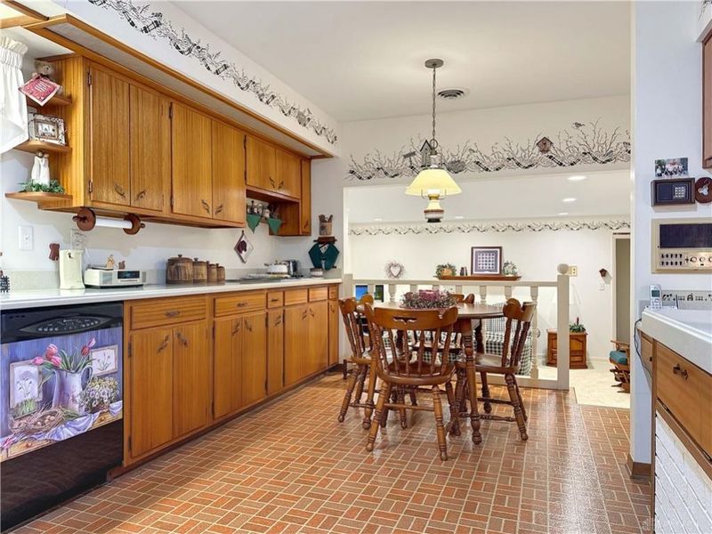 964 Bon Air Drive, Urbana, OH 43078 Photo 21