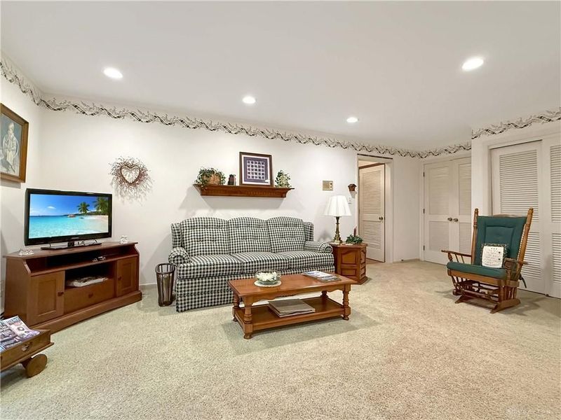 964 Bon Air Drive, Urbana, OH 43078 Photo 28
