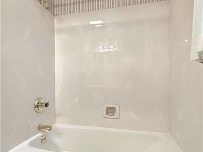 964 Bon Air Drive, Urbana, OH 43078 Photo 30
