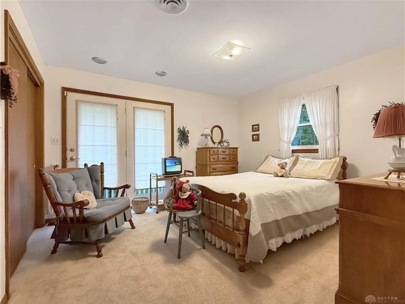 964 Bon Air Drive, Urbana, OH 43078 Photo 38