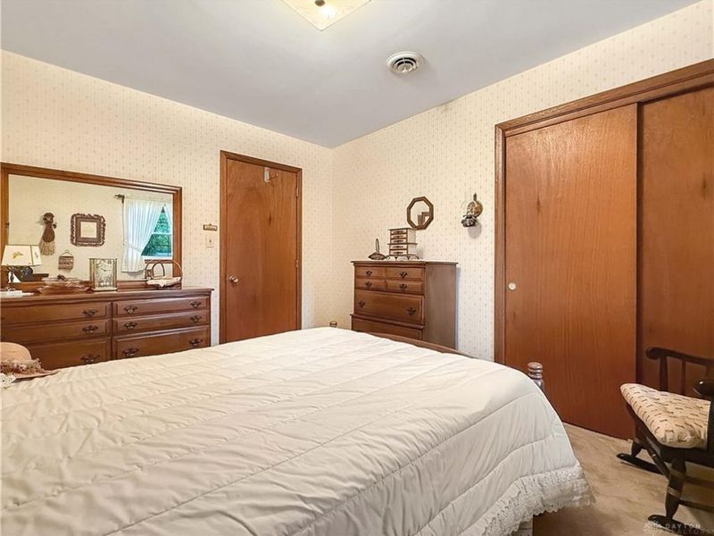 964 Bon Air Drive, Urbana, OH 43078 Photo 47