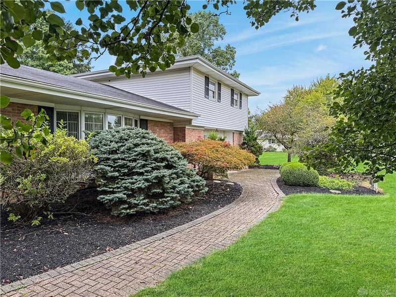 964 Bon Air Drive, Urbana, OH 43078 Photo 8
