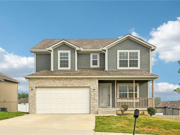1110 NW Hilltop Lane, Grain Valley, MO 64029