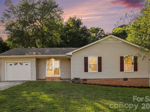 2519 Winterfield Drive , Gastonia, NC 28056