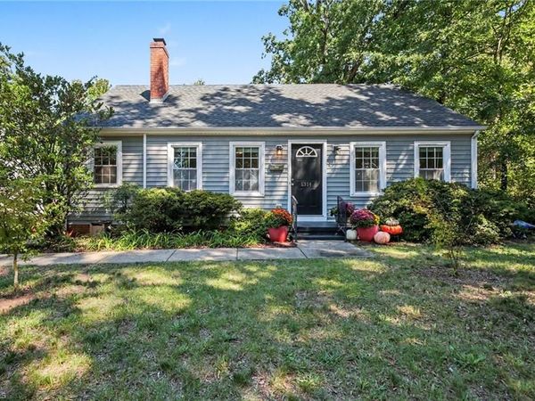 1314 Winstead Place , Greensboro, NC 27408
