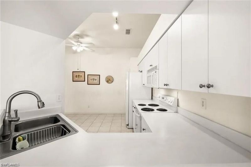 1346 Mainsail Dr , Unit 1321, Naples, FL 34114 Photo
