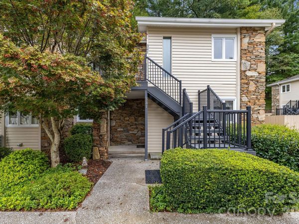341 N Britton Creek Court , Hendersonville, NC 28791