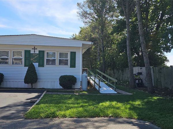703 Fresh Pond Avenue , Unit 101, Calverton, NY 11933