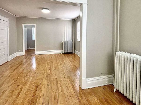 1563 Charles Avenue, Saint Paul, MN 55104