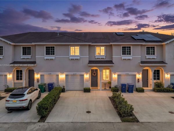21427 NW 14th Ave , Miami Gardens, FL 33169