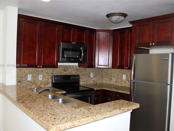 4871 Via Palm Lks, Unit 703, West Palm Beach, FL 33417