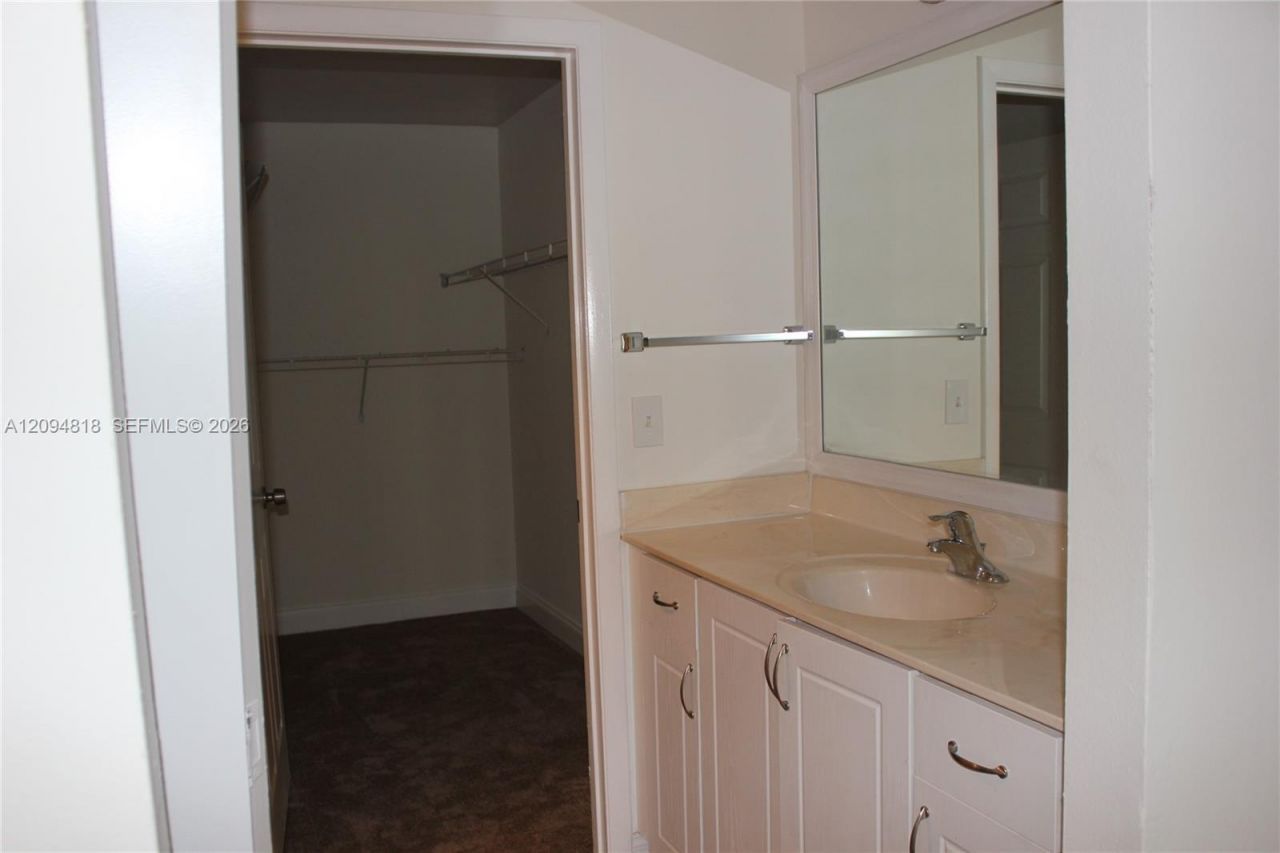4871 Via Palm Lks, Unit 703, West Palm Beach, FL 33417 Photo