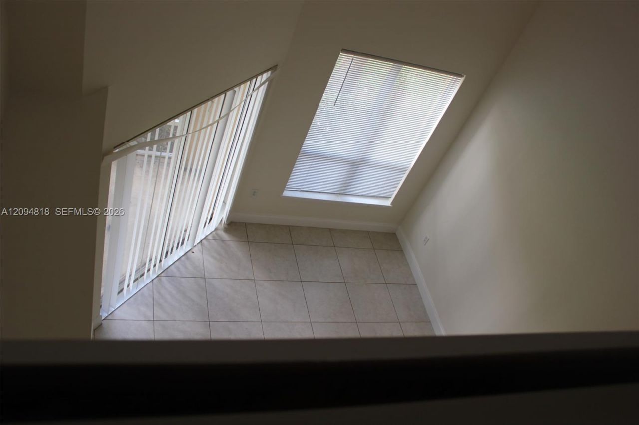 4871 Via Palm Lks, Unit 703, West Palm Beach, FL 33417 Photo