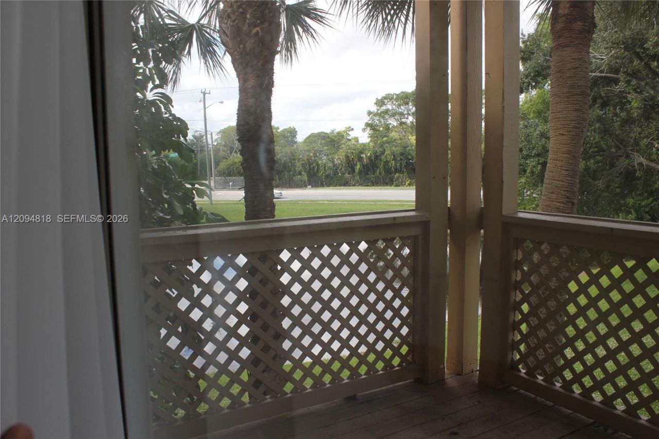 4871 Via Palm Lks, Unit 703, West Palm Beach, FL 33417 Photo