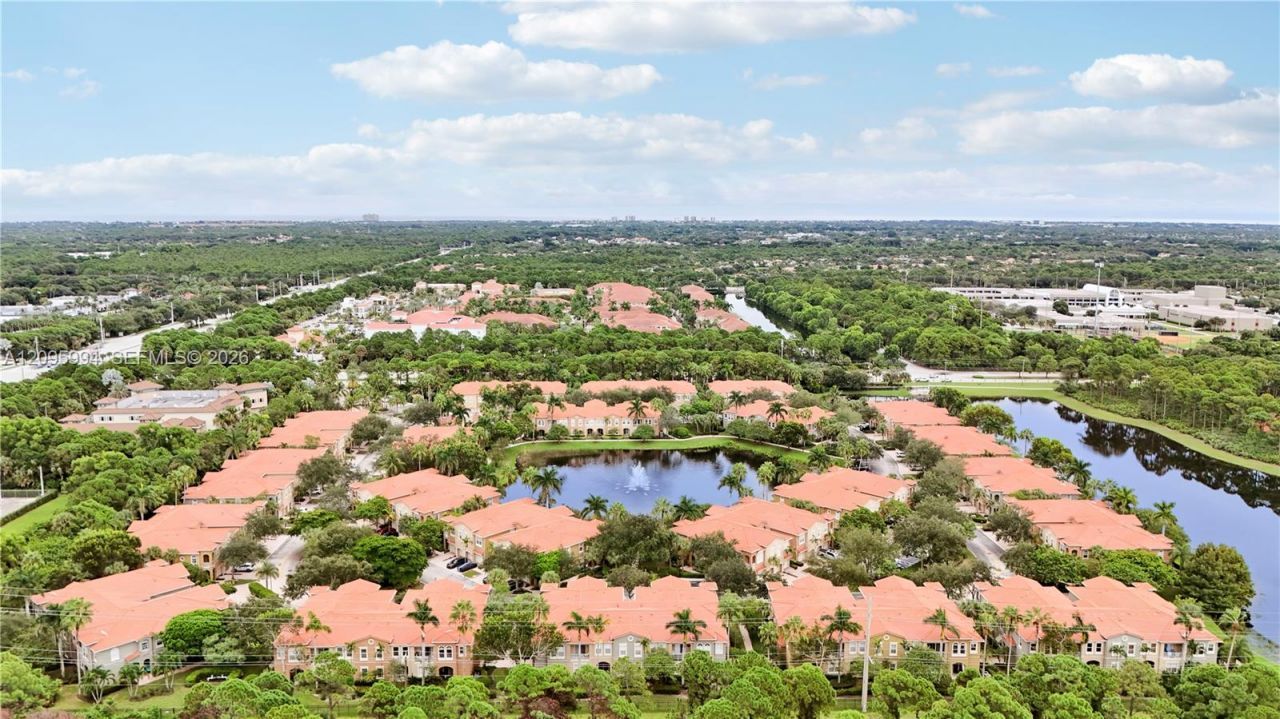4901 Bonsai Cir, Unit 111, Palm Beach Gardens, FL 33418 Photo