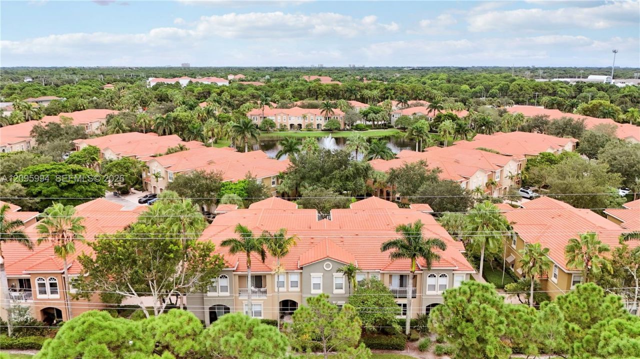 4901 Bonsai Cir, Unit 111, Palm Beach Gardens, FL 33418 Photo