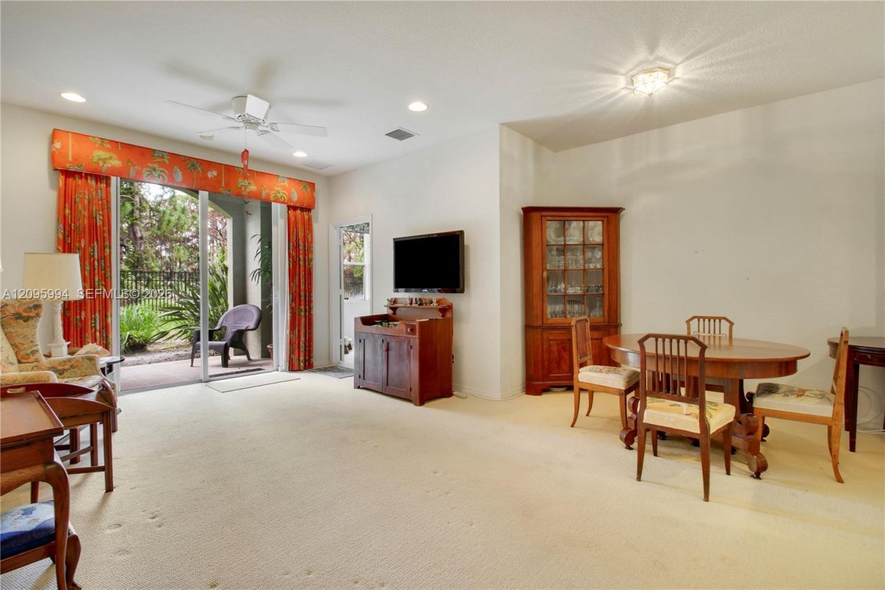 4901 Bonsai Cir, Unit 111, Palm Beach Gardens, FL 33418 Photo