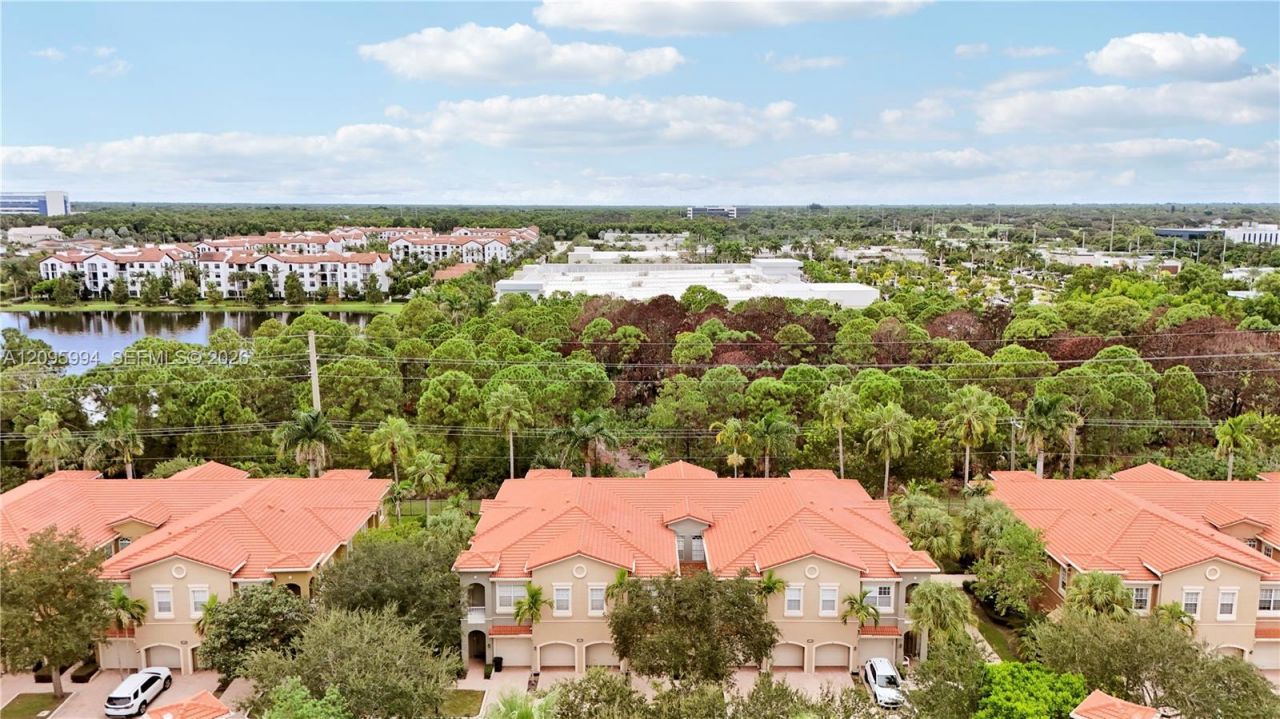 4901 Bonsai Cir, Unit 111, Palm Beach Gardens, FL 33418 Photo